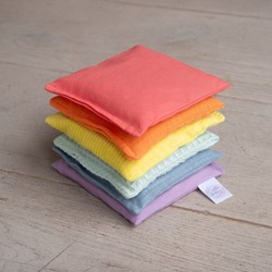 Little Botanic Label sensorisch speelgoed pittenzakjes pastel 6 stuks